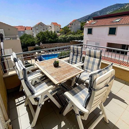 Perla Apartments Bol Exterior foto